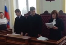 Плотина фальши дала течь Суд крапивинская гэс