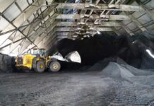 Угольщики «в графике», но без минусов не обошлось Уголь на складах