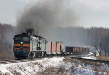 Оптимизм правительства и грядущие финансовые потери угольщиков Поез с углем